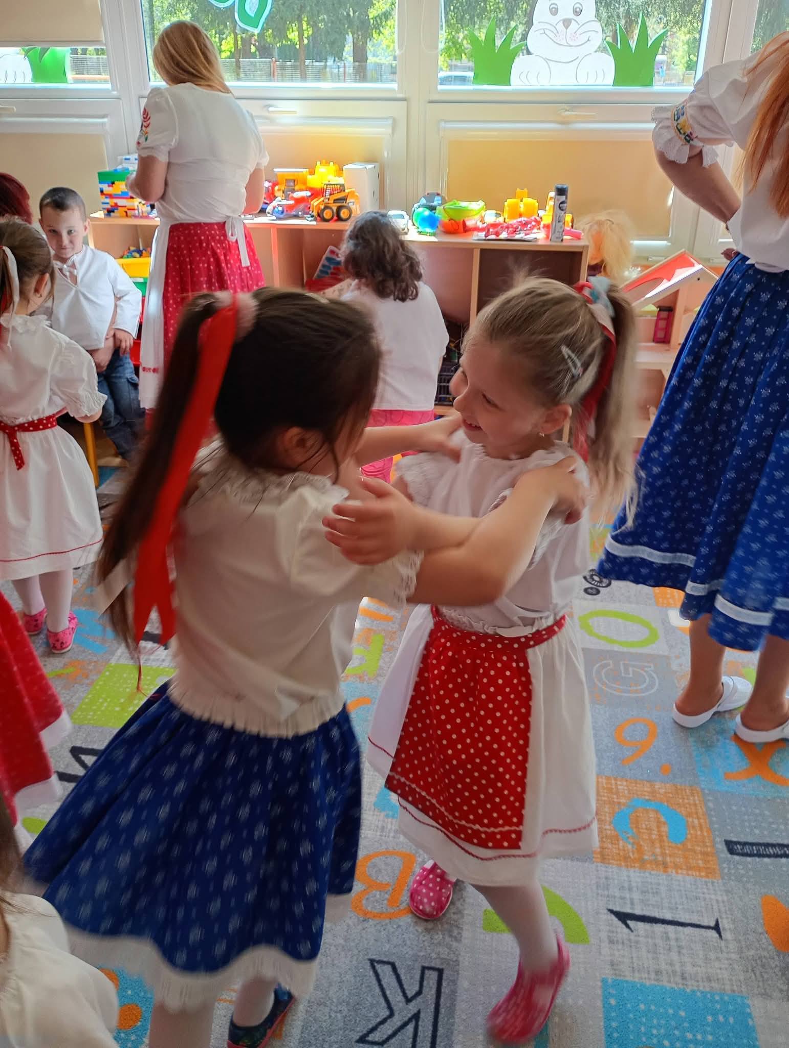 685751336_2000155887594318_4686775670000519543_n